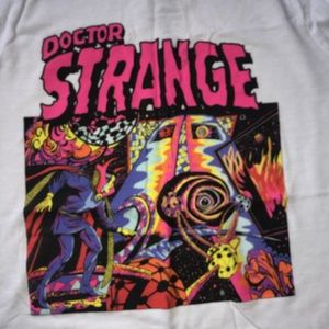 Women’s doctor strange marvel tee